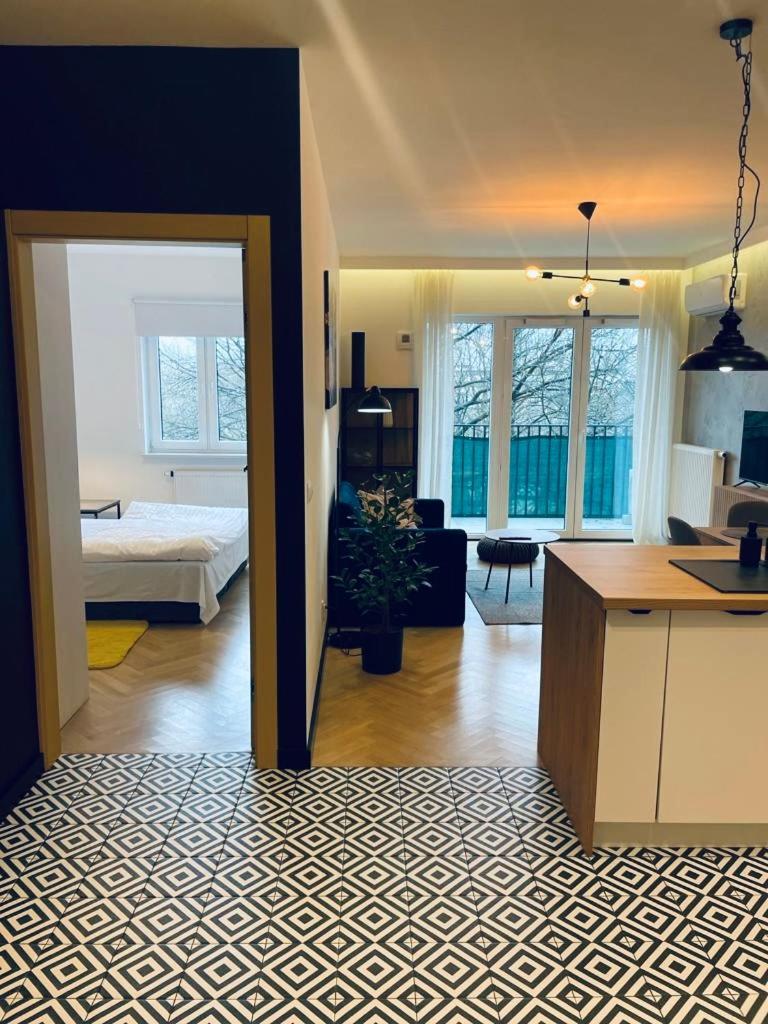 Drewnowska 77 Prime Apartment Лодз Екстериор снимка
